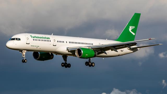 EZ-A011:Boeing 757-200:Туркменские авиалинии